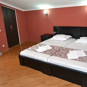 Your House In Хостел